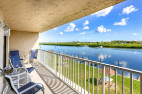 317 Bayshores Yacht & Tennis Club